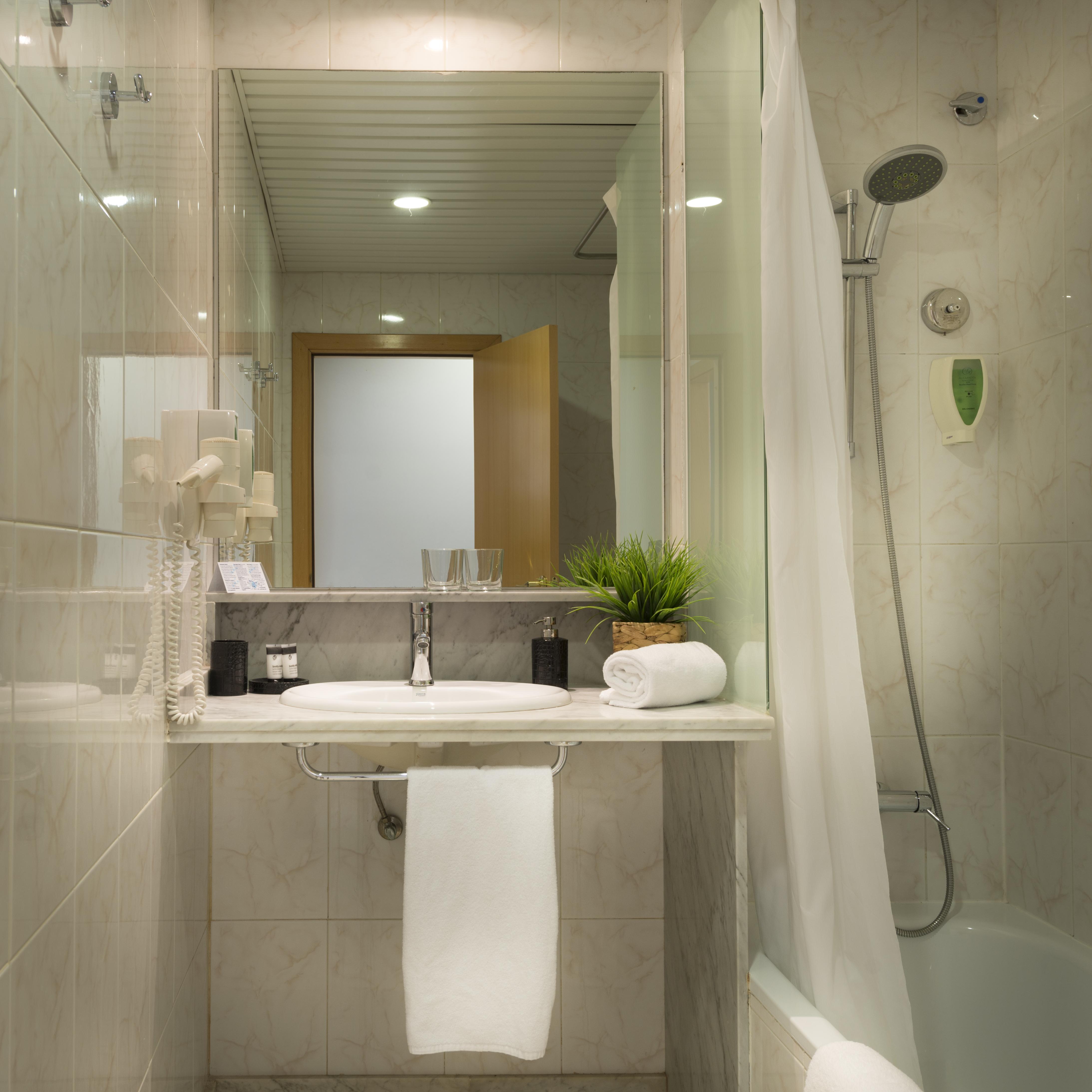 Alexandra Aparthotel Benstarhotelgroup 塔拉戈纳 外观 照片