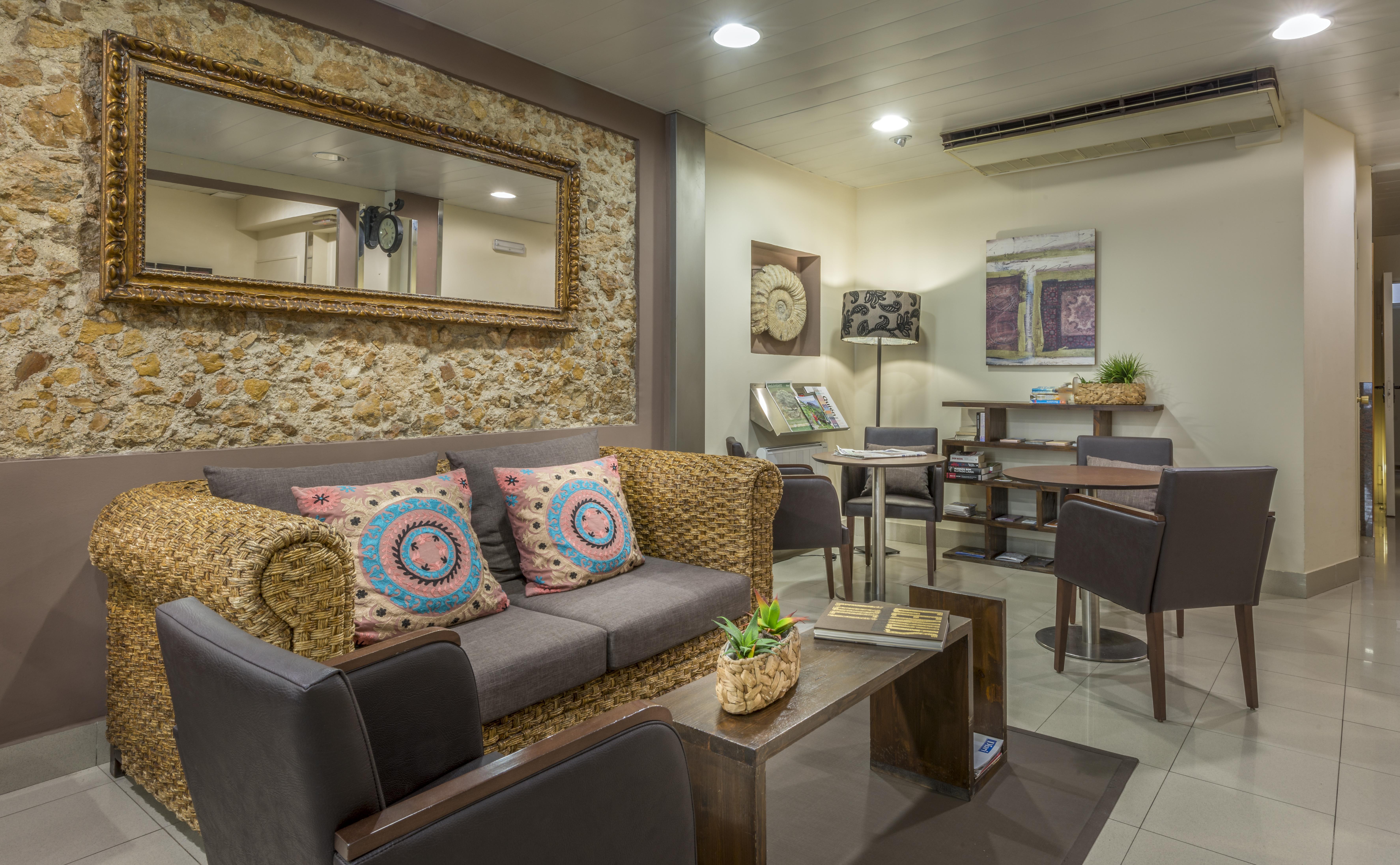 Alexandra Aparthotel Benstarhotelgroup 塔拉戈纳 外观 照片