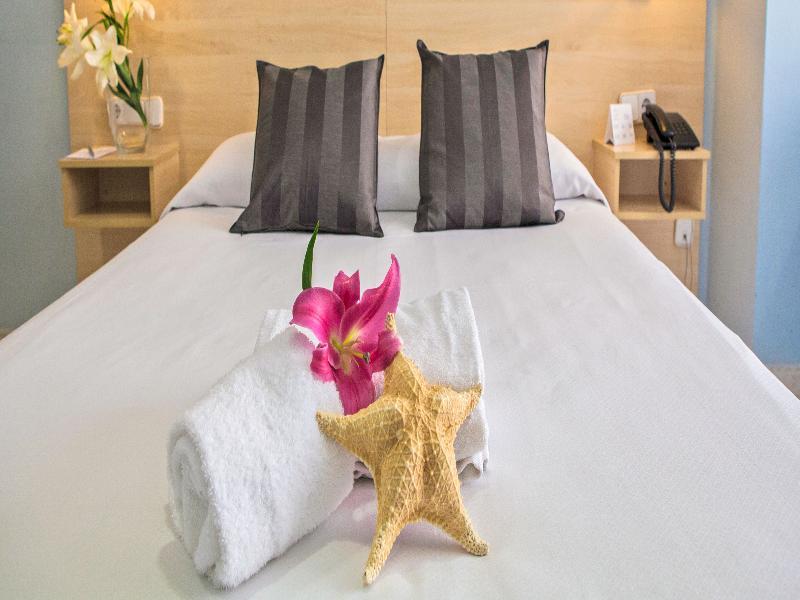 Alexandra Aparthotel Benstarhotelgroup 塔拉戈纳 外观 照片