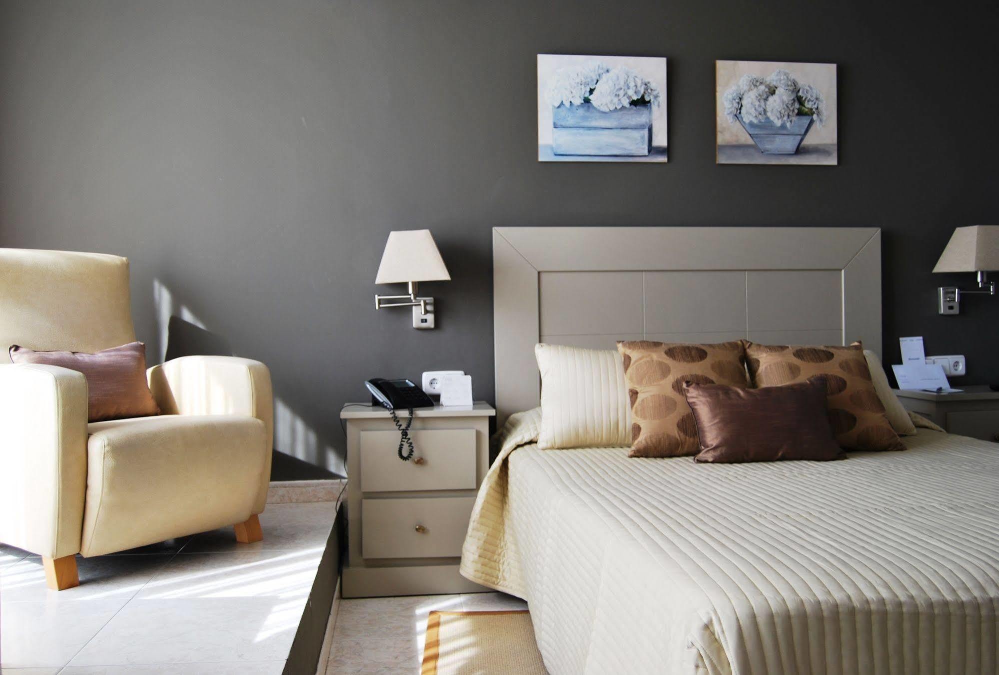 Alexandra Aparthotel Benstarhotelgroup 塔拉戈纳 外观 照片